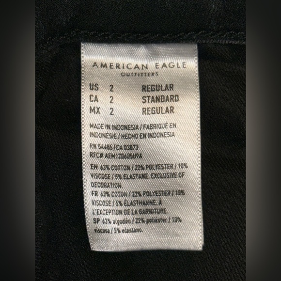 American Eagle Jean - Picture 2 of 4